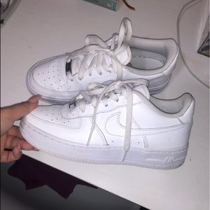 White Nike Air Force 1’s